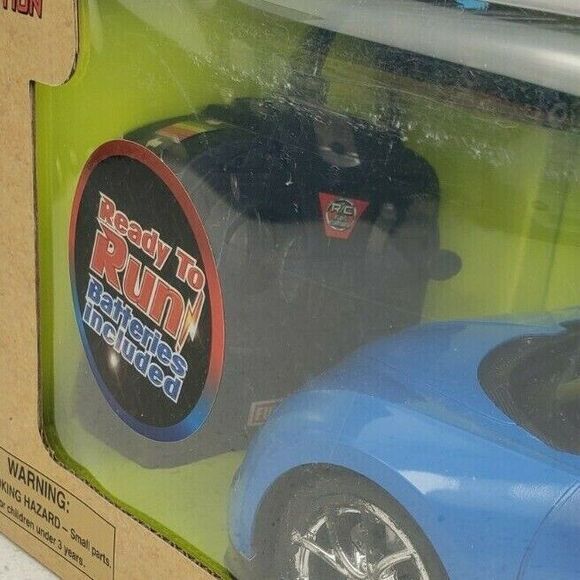 Bugatti Chiron Blue Black Signature Edition Full Function RC Car 27/49 MHz NIB - Picture 3 of 11